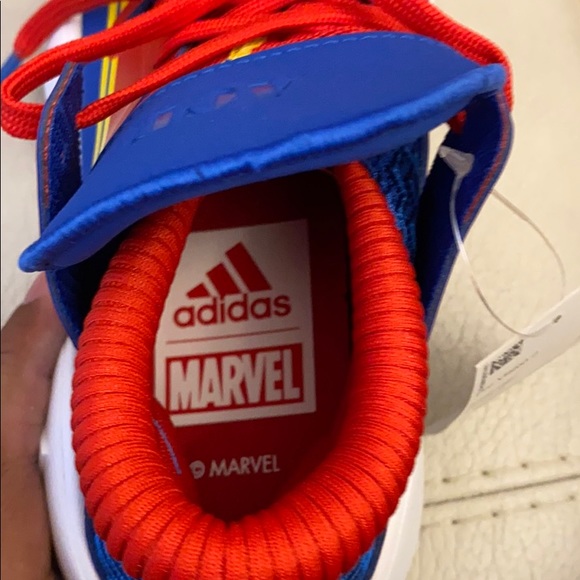 Adidas Captain Marvel’s Hi tops - Picture 11 of 14
